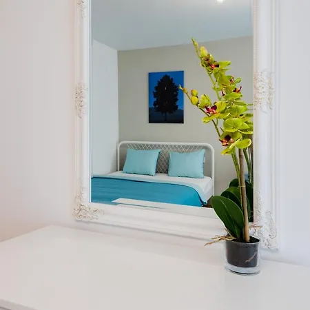 !promo! Blue Amber Downtown-free Parking-fast Wi-fi Apartament Nowy Sad