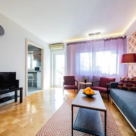 !promo! Blue Amber Downtown-free Parking-fast Wi-fi Nowy Sad